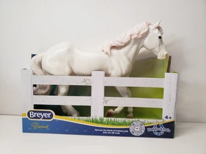 Breyer Quarter Horse Biscuit Cremello (8x6inch) Plastic Play or Customization - Picture 1 of 4