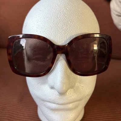 Gafas de sol vintage Chloe CL2123 marrón tortuga hechas en Francia ojos grandes LEER Foto 1 de 4