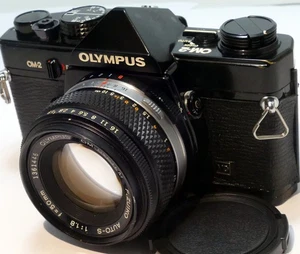 Olympus OM-2 35mm SLR Film Camera w/ 50mm f1.8 Zuiko Lens outfit - Picture 1 of 15