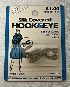 Vintage NEU Seide bedeckt Haken & Ösen / 2 Sets für Pelze, Plüschstoffe, Umhänge, etc. - Bild 1 von 2