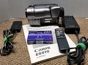  Canon ES970 8mm Video8  Camcorder Tested  - Picture 1 of 12