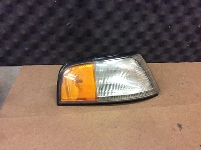 Conjunto de luces delanteras derecha 92-94 EAGLE SUMMIT WAGON MITSUBISHI Expo LRV. 216-37625R Foto 1 de 2
