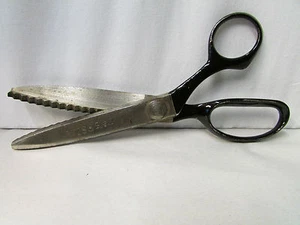 Vintage WISS C.B. 7 Pinking Shears Scissors ~ 7.5" Long - Imagen 1 de 2