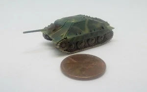 Takara 1/144 World Tank Museum 2. German Hetzer Tank. In camouflage. (#33) - Picture 1 of 3