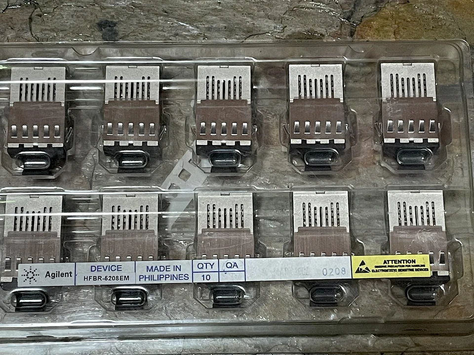 10X novos transceptores de fibra óptica AGILENT HFBR-5208EM 622Mbps - Imagem 1 de 3