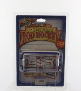 Real Action Pocket Rod Hockey (BFI, 2008) Nuevo en Paquete - Imagen 1 de 4