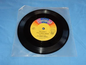 Disneyland Walt Disneys It's A Small World Story & Song 7" Schallplatte - ohne Hülle - Bild 1 von 3