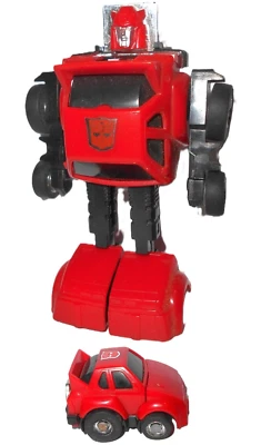 *** PRE RUB** Transformers CLIFFJUMPER 1984 vintage complete red g1 generation 1 - Image 1 of 4