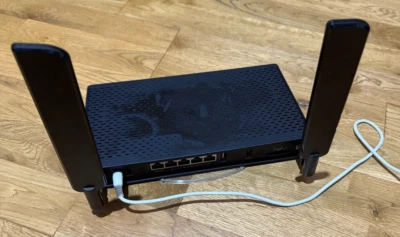 MIKROTIK dual-band router hAP ac3, RBD53iG-5HacD2HnD - Image 1 of 3