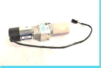 07-13 Mercedes W221 S600 S63 AMG Trunk Lid Locking Hydraulic Pull Down Pump OEM - Изображение 1 из 4