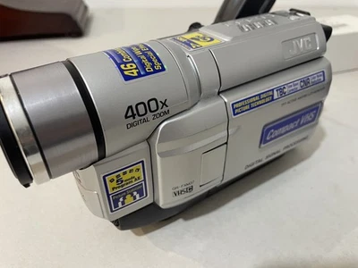 JVC GR-SXM47E SUPER VHS-C ANALOGUE CAMCORDER *TESTED* Y2K VINTAGE - Image 1 of 4