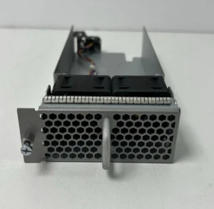 CISCO DS-C48S-FAN. 90 DAY WARRANTY. FREE UK SHIPPING - Afbeelding 1 van 1