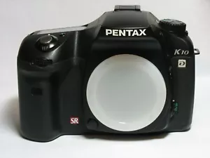 Pentax digital camera faulty for spares repairs - Picture 1 of 1