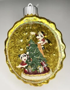 Disney Parks Mickey & Minnie Der Christbaumschmuck Gold Tannenzapfen beleuchtet - Bild 1 von 3