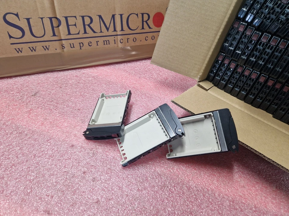2.5 caddy supermicro - 01-SB16105-XX00C102 (Batch of 48 Pieces) - Image 1 of 1