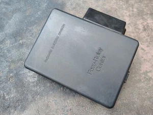 1995-1999 Chevy Truck C1500 Under the Hood Fuse Relay Box Cover Lid Black OEM - Imagen 1 de 7