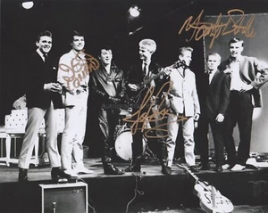 Foto, autógrafo firmada a mano 8x10 de Marty Wilde, Joe Brown y Jess Conrad - Imagen 1 de 1