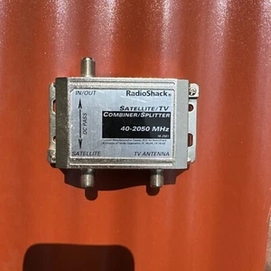 Radio Shack Professional Satellite TV Combiner / Splitter 16-2581 160-2581 - Picture 1 of 3
