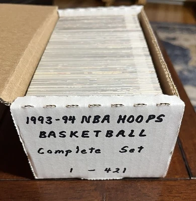 1993-94 NBA Hoops Complete 421 Card Set    Webber/Hardaway RC's     4 Jordan's! - Image 1 of 4