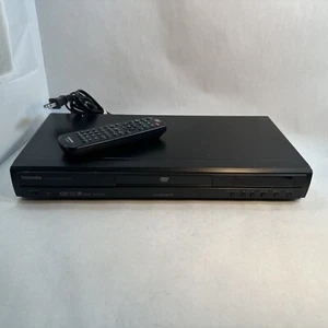Toshiba DVD Video Player SD-1800 With Remote - Picture 1 of 5