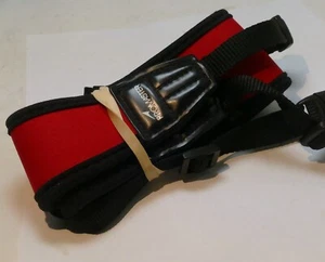 Red 5.5cm wide Camera Neck Strap RED-Black neoprene sturdy quick release buckles - Picture 1 of 7