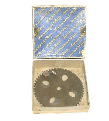 Two Vintage Window Regulator Gears NOS Ford 1937-1939 RK213 in Original Box Foto 1 de 4