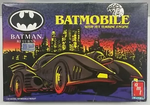 BATMOBILE w Jet Turbine Engine BATMAN RETURNS Open Box Model Kit Black 1992 - Picture 1 of 5