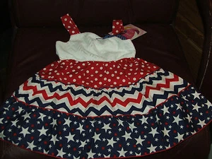 VESTIDO SOLAR YOUNGLAND PATRIÓTICO TALLA 3T NUEVO CON ETIQUETAS - Imagen 1 de 3