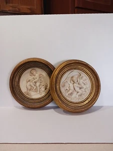 Italian Relief Cherub Plaques x2 Round Gilt Wood Picture Frames 12" - Picture 1 of 6