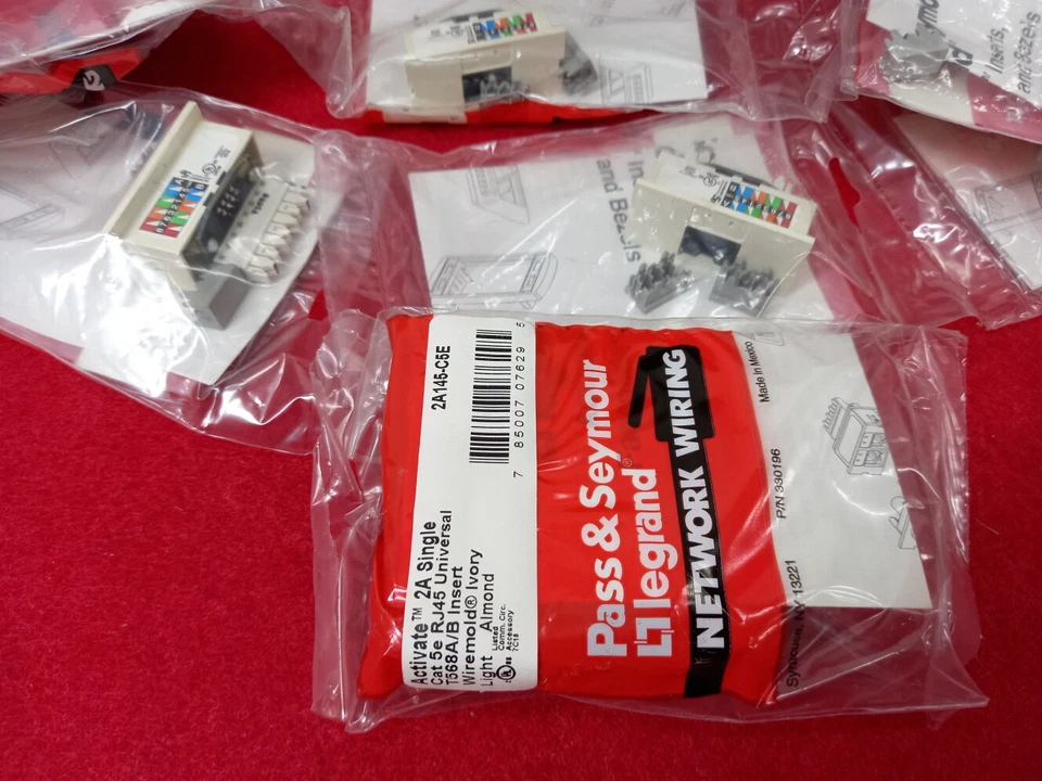 Pass & Seymour / Legrand 2A145-C5E Cat 5e RJ45 Insert