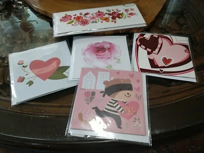 5 NEW Valentine's Day Greeting Cards. POP-UP, 1 MUSICAL. Generic. 1 - Image 1 of 4