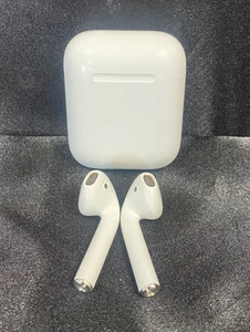 Apple AirPods (Modell A1602) Original Kabellose Ohrhörer Links/Rechts SCHNELLER KOSTENLOSER VERSAND - Bild 1 von 11
