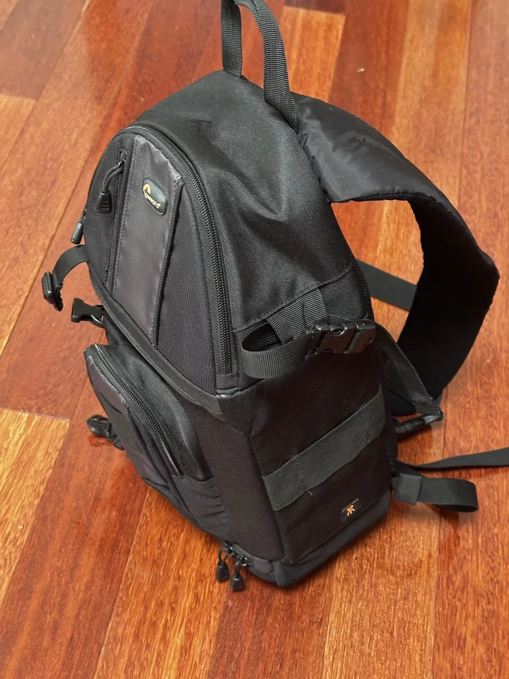 Lowepro Slingshot  Camera Shoulder Bag Backpack Flipside Single Strap - image 1 of 4