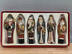 Set 6 handbemalte Porzellan alte Weihnachtsmann Figuren 4" hängend Weihnachtsschmuck - Bild 1 von 6