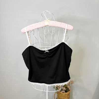 Lindo top cami vintage preto rendado milkmaid Y2K  - Imagem 1 de 4