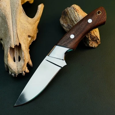 Gift-Ready 8" Damascus / Steel Knife Full Tang Hunt it Hunt + Leather Sheath - Image 1 of 4