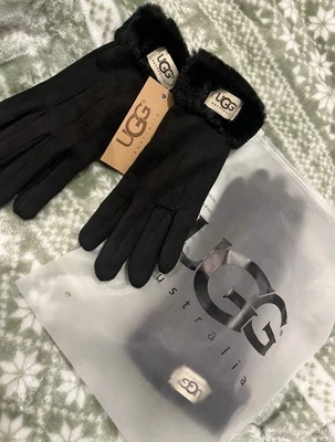 UGG Women's Winter Gloves Fleece And Lined. Black Color - Image 1 of 4