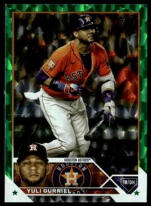 2023 Topps 469 Yuli Gurriel Houston Astros Green Foil 249/499 - Picture 1 of 2