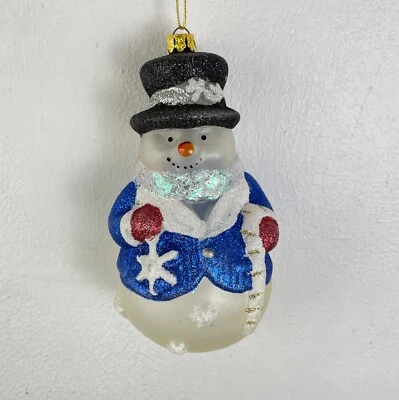 Adorno de Navidad Muñeco de Nieve Vidrio Esmerilado Brillo Rojo Blanco Azul Sombrero de copa Vacaciones Foto 1 de 2