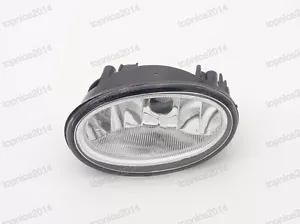 Right Side Front Bumper Fog Light Lamp Clear Lens For Honda HRV HR-V 2016 2017 - Foto 1 di 3
