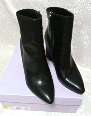 Botines Madden Girl Flexx punta negra bloque tacones altos talla 7,5 Foto 1 de 4