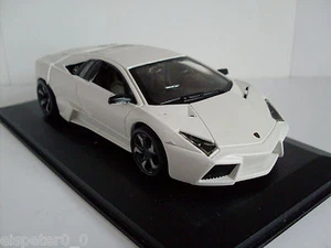 Lamborghini Reventon blanco + vitrina, Bburago Street Tuners 1:32, nuevo, embalaje original - Imagen 1 de 1