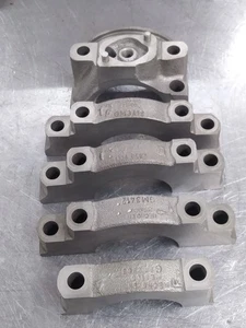 SBC 350 4 bolt main caps set 3412 Chevy 350 383 2-piece seal 302 283 327 - Picture 1 of 5