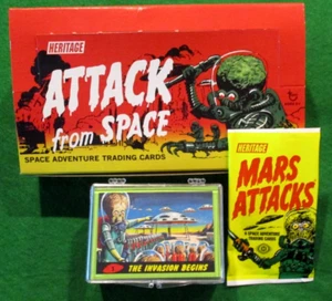 MARS ATTACKS TOPPS HERITAGE GREEN PARALLEL SET (55) + EMPTY VARIANT BOX ,WRAPPER - Picture 1 of 3