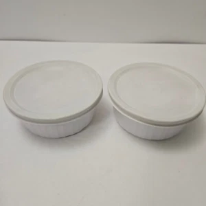 2 Corning Ware French White Round Casserole Dishes 2 original lids 16 oz F-16-B - Picture 1 of 8