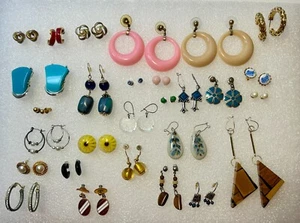 Vintage & Modern Modeschmuck Ohrring Set - 28 Paar Clip Baumeln Creolen Mix - Bild 1 von 5