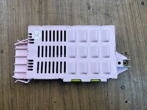 Ford Falcon AU Body Control Module BCM Pink - Picture 1 of 3