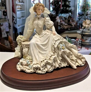 Enesco Modellino Sposa Vittoriana Something Bianco Pizzo Promises Edizione Limitata Something Blu - Foto 1 di 12