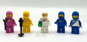 Vintage Lego Classic Space Pink, White, Blue (2), Yellow Spaceman Minifigures - Picture 1 of 19