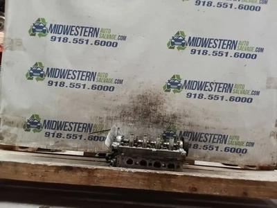 Cylinder Head 1.4L Turbo Fits 15-18 RENEGADE 9509526 Foto 1 de 4